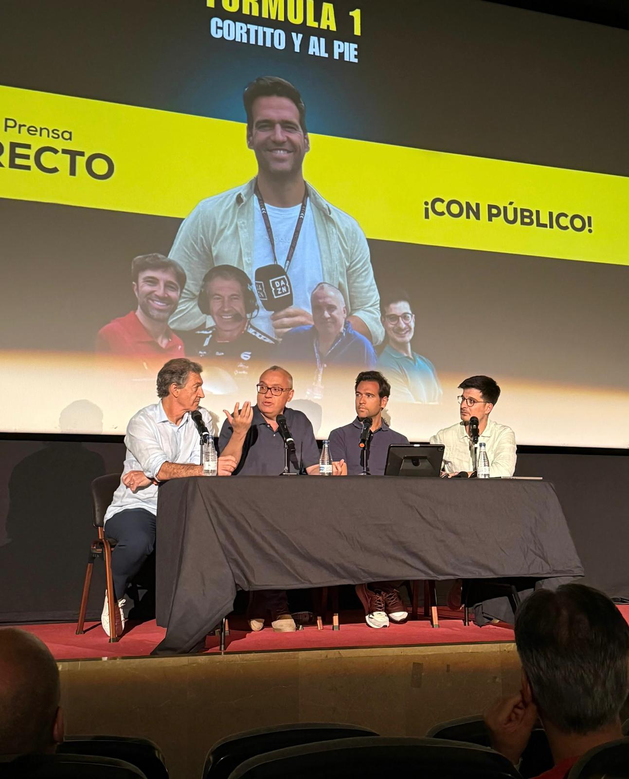Mesa de prensa Cortito y al Pie F1